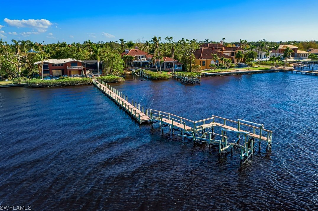 5597 Sundown Harbor Ct, Fort Myers, FL 33919