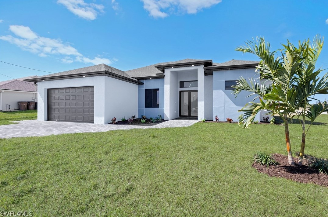 512 Juanita Pl, Cape Coral, FL 33909-1921