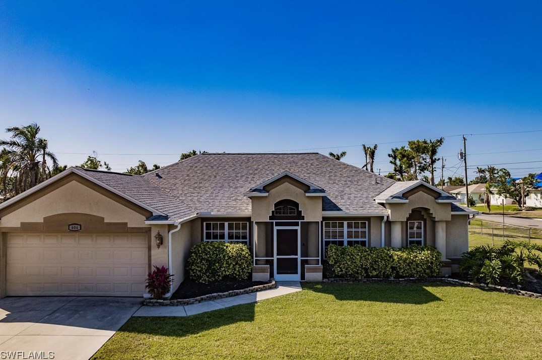 604 31st Ter, Cape Coral, FL 33904-3549