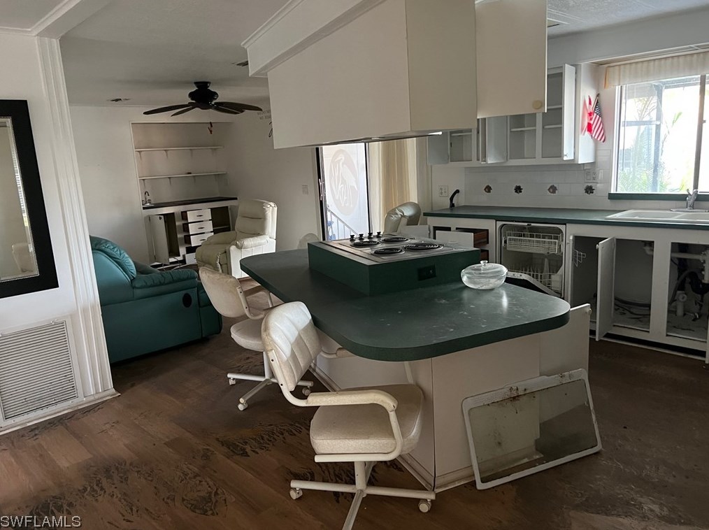 14737 Tea Party Ln, Fort Myers, FL 33917-9062