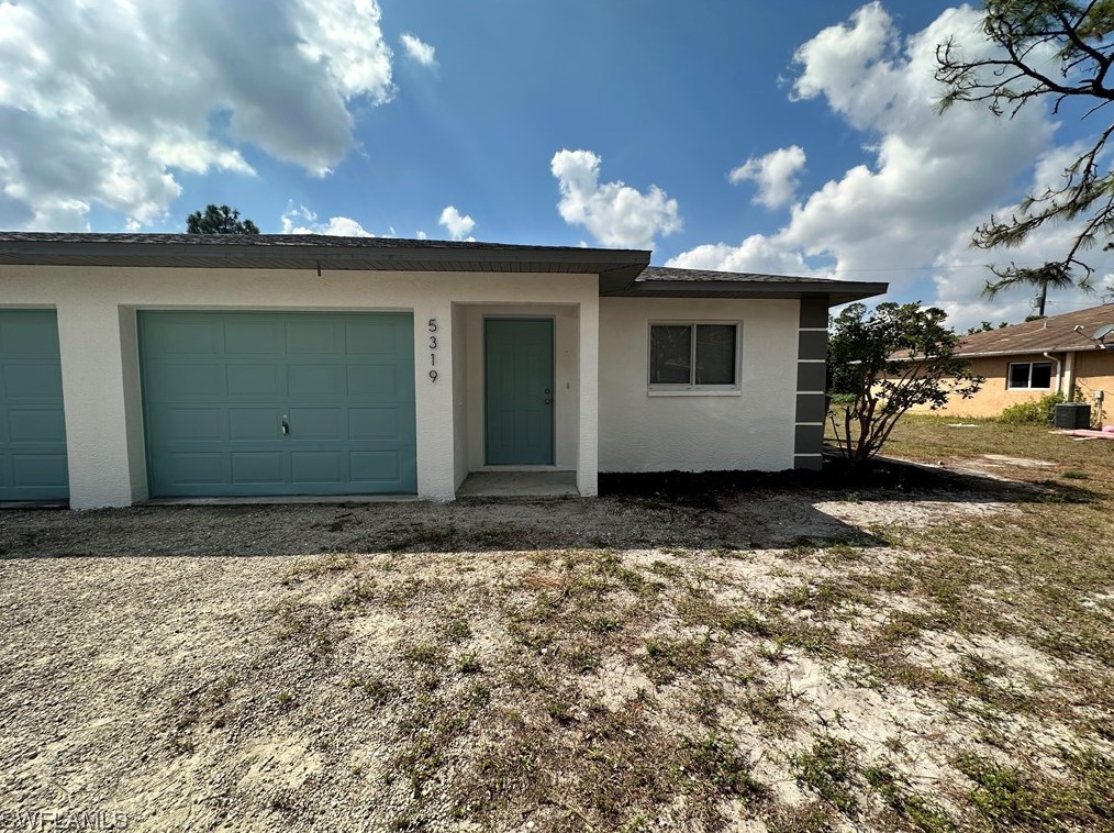 5319 27th St Sw, Lehigh Acres, FL 33973