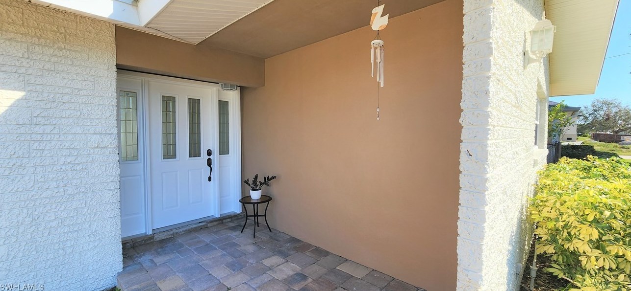 5317 Sw 2nd Pl, Cape Coral, FL 33914