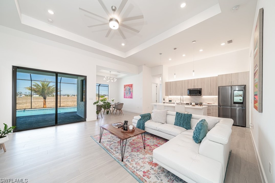 1227 Nw 40th Pl, Cape Coral, FL 33993