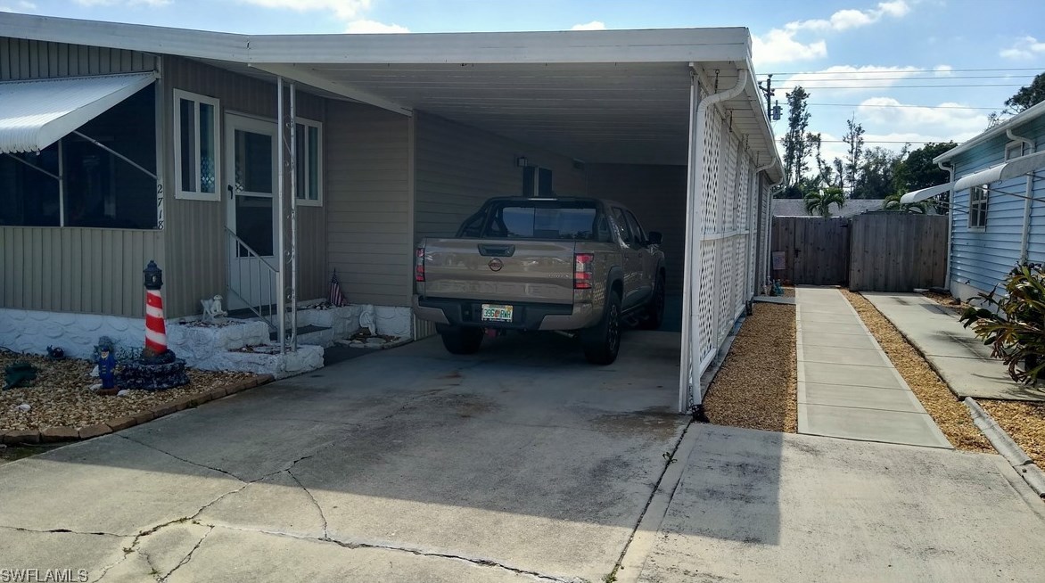 2718 Indianwood Dr, Fort Myers, FL 33917-1816