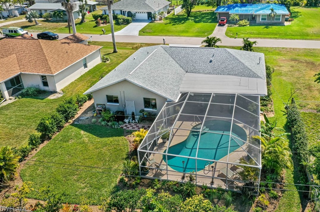 207 43rd Ln, Cape Coral, FL 33904-8422