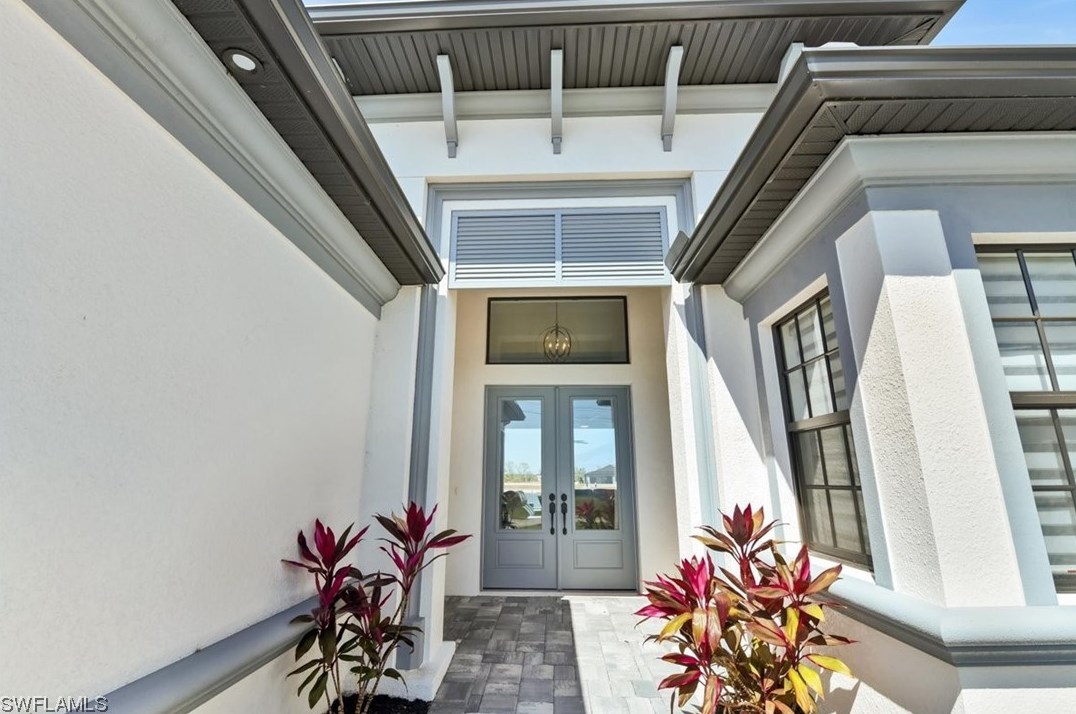 3215 17th Ln, Cape Coral, FL 33993-3671