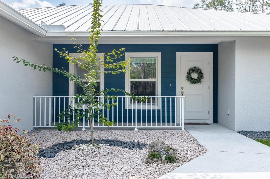 2209 Truman Ave, Alva, FL 33920