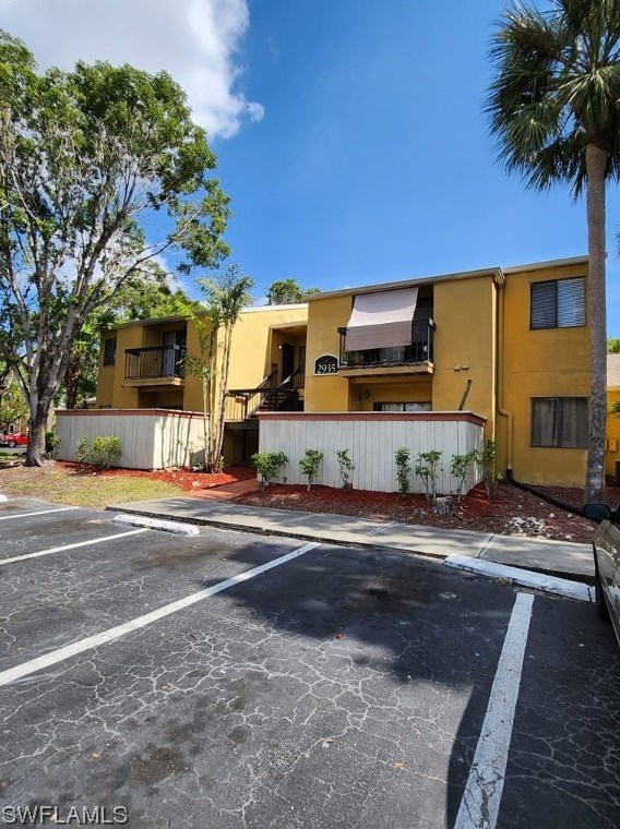 2935 Winkler Ave, Fort Myers, FL 33916-9366