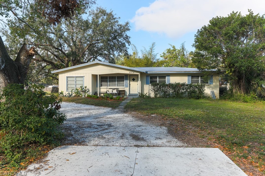 2914 Sunset Rd, Fort Myers, FL 33901-6022
