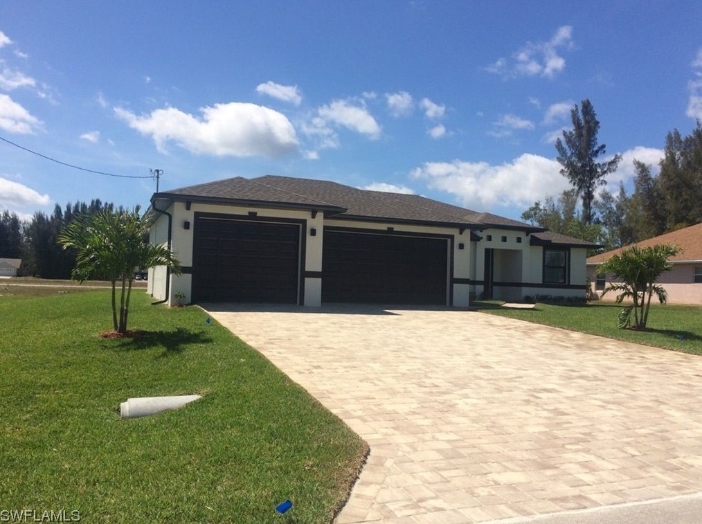 4228 26th St, Cape Coral, FL 33993-3401