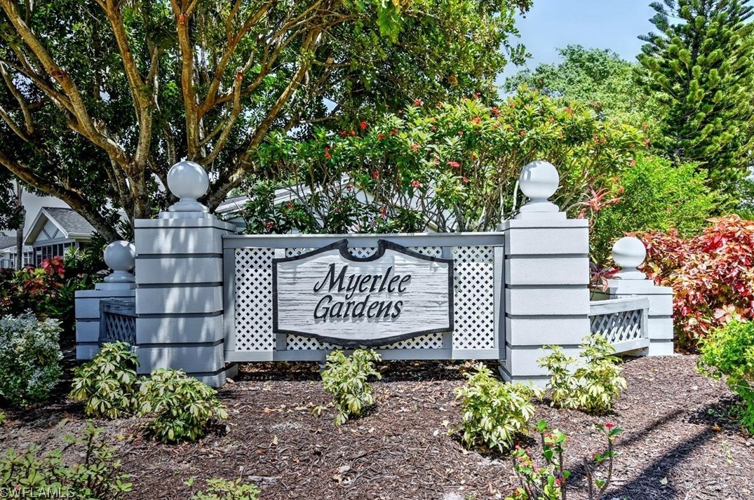 6895 Sandtrap Dr, Fort Myers, FL 33919-6314