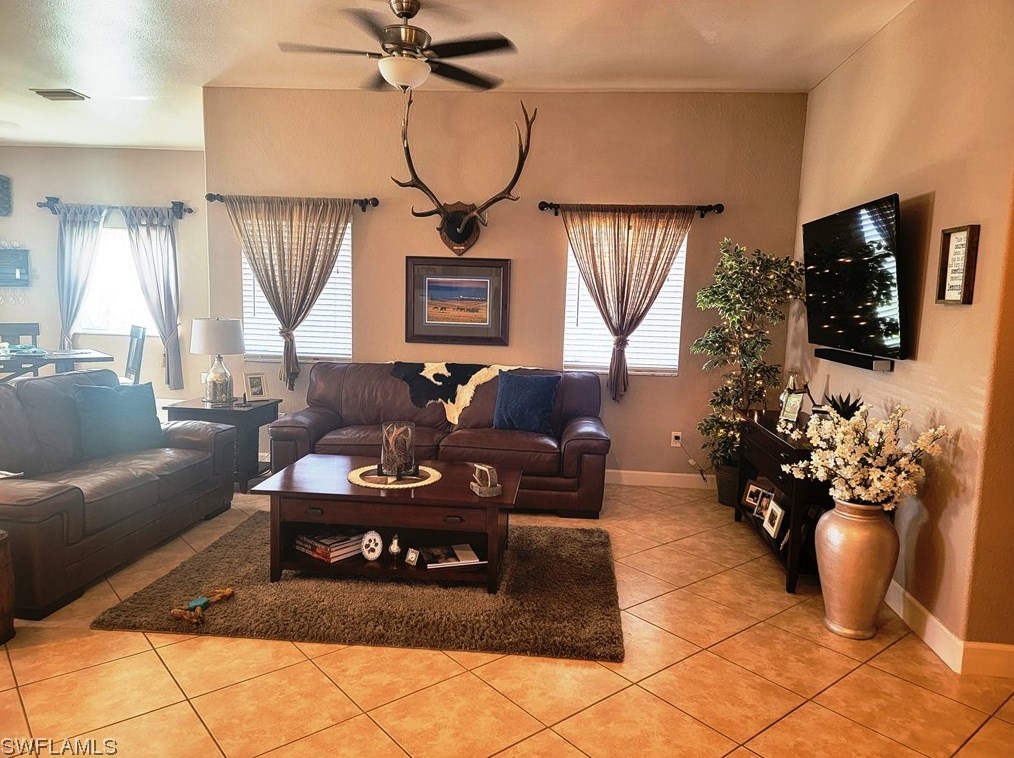 2232 3rd Ter, Cape Coral FL  33909-2880 exterior