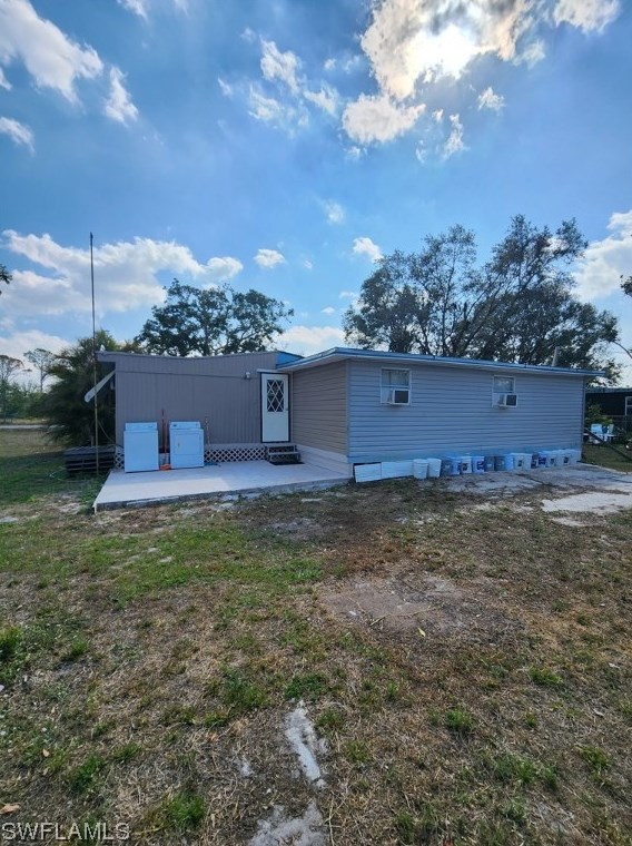 8146 Ebson Dr, Fort Myers FL  33917-6258 exterior