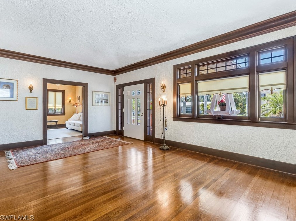 1249 Osceola Dr, Fort Myers FL exterior