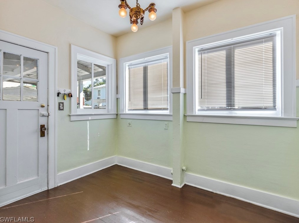 1249 Osceola Dr, Fort Myers FL exterior