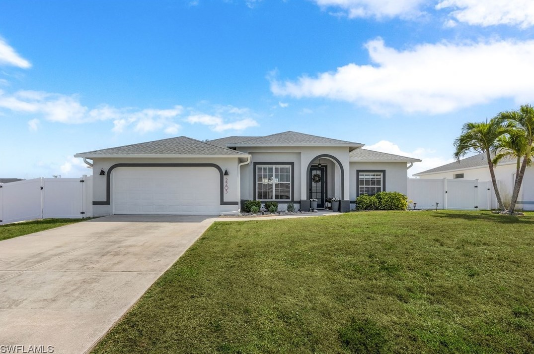 2205 19th Pl, Cape Coral, FL 33909-4693