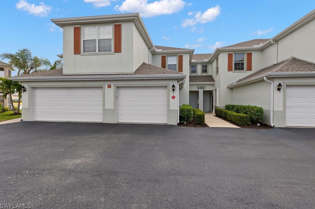 4202 Liron Ave, Fort Myers, FL 33916-7827