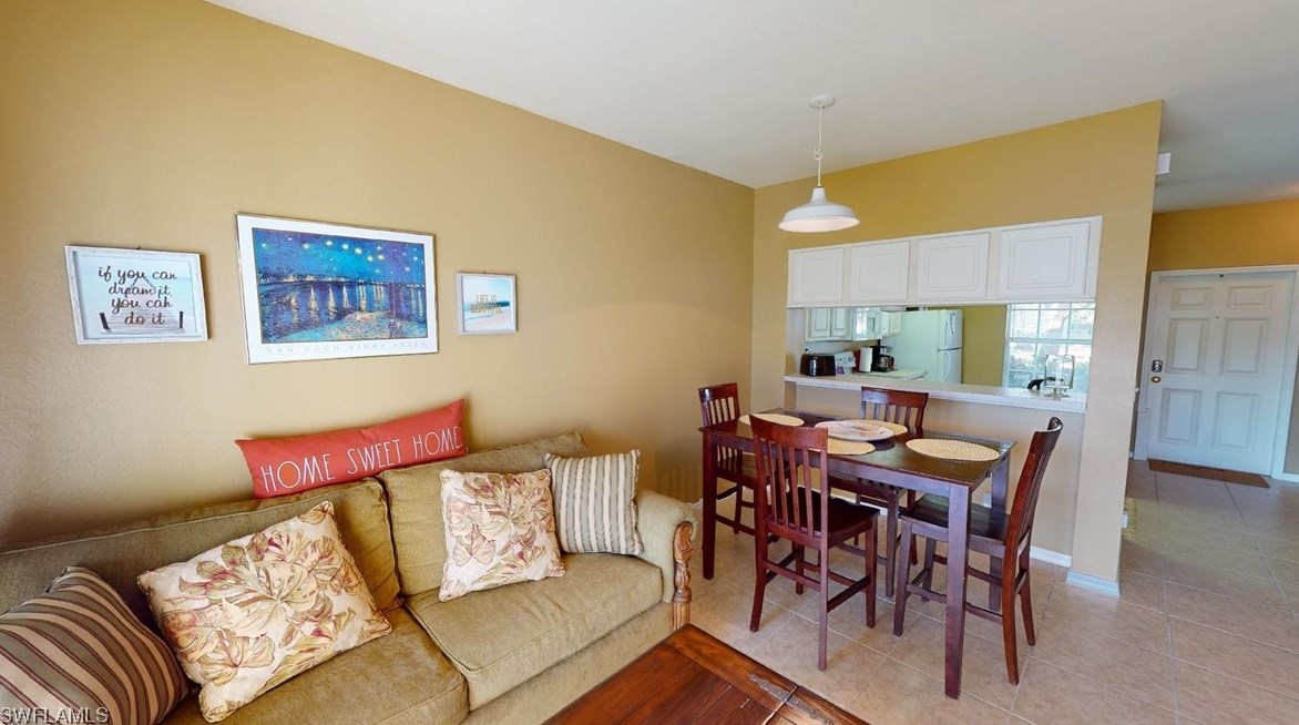 8144 Pacific Beach Dr, Fort Myers FL  33966-7954 exterior