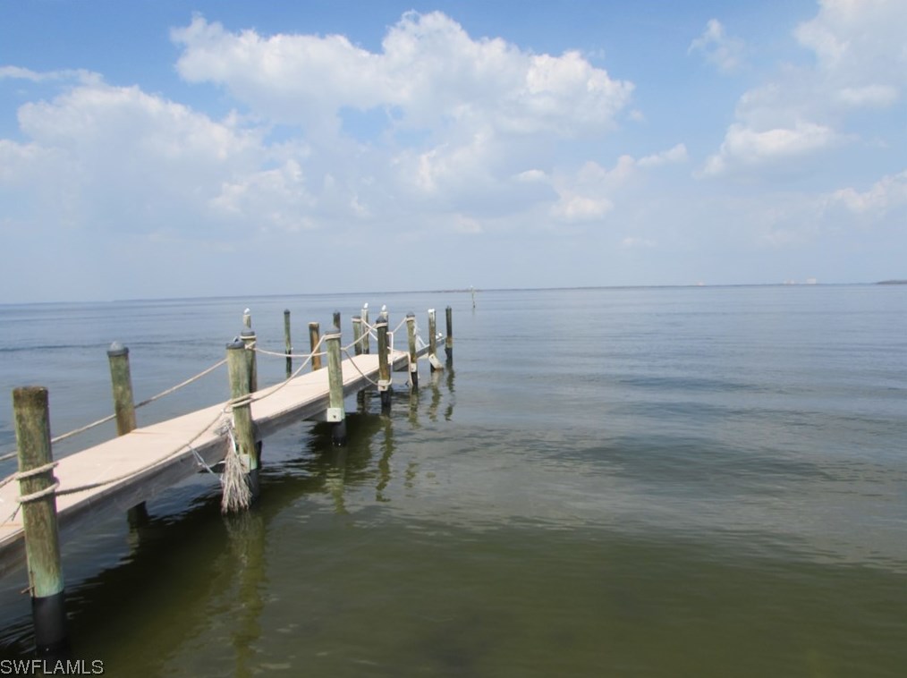 2304 Eighth Ave, Saint James City, FL 33956