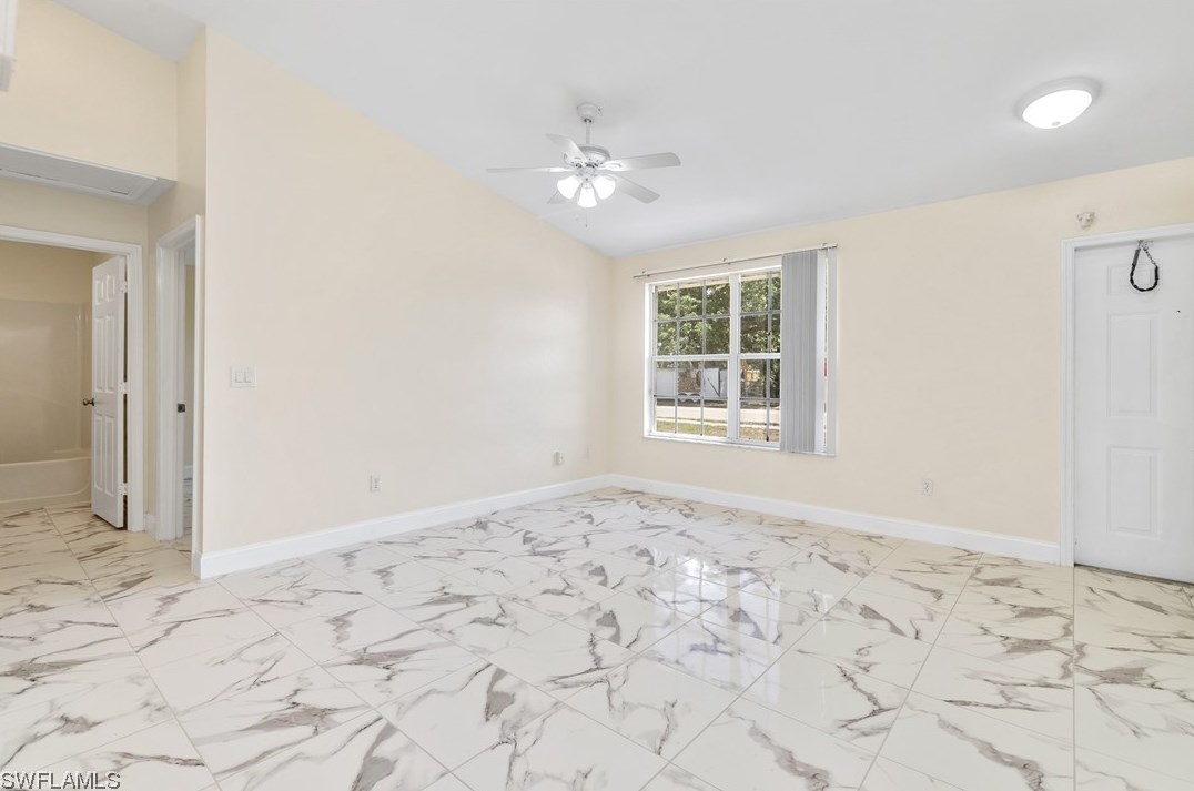 2849 Blount St, Fort Myers, FL 33916-2701