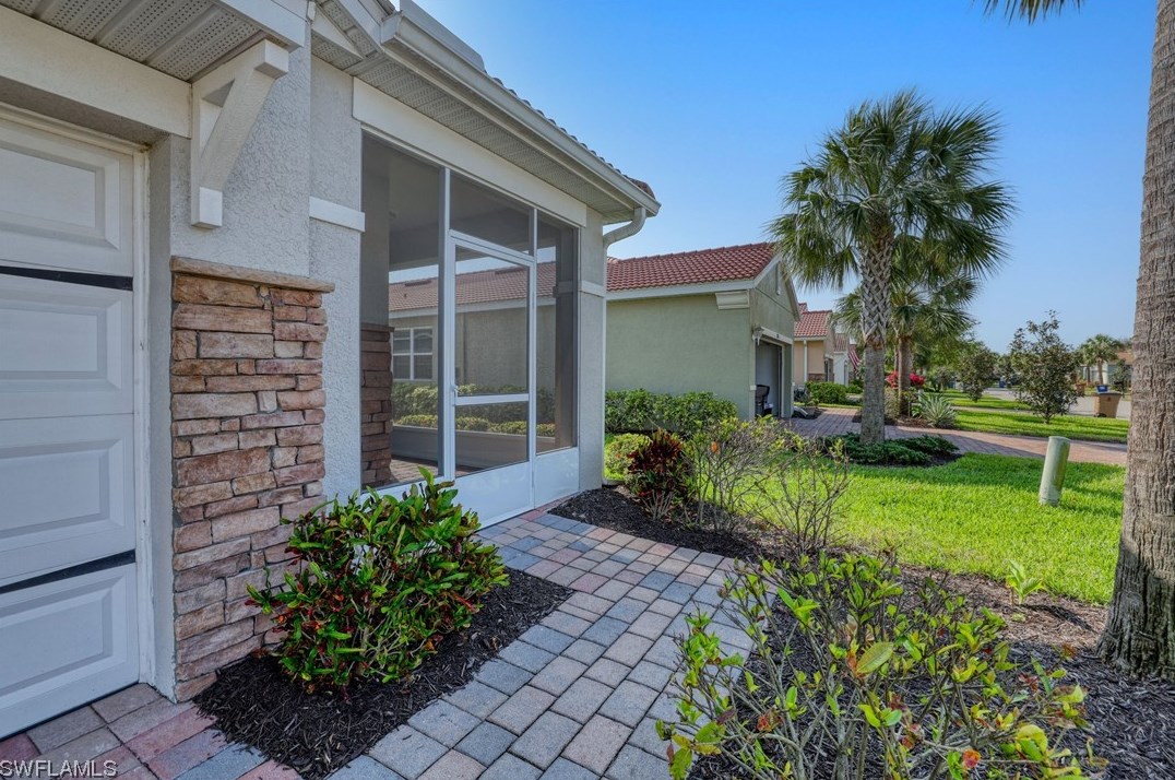 2172 Summersweet Dr, Alva, FL