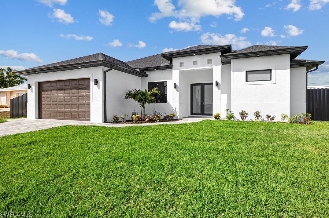 1113 9th Ter, Cape Coral, FL 33909-1529