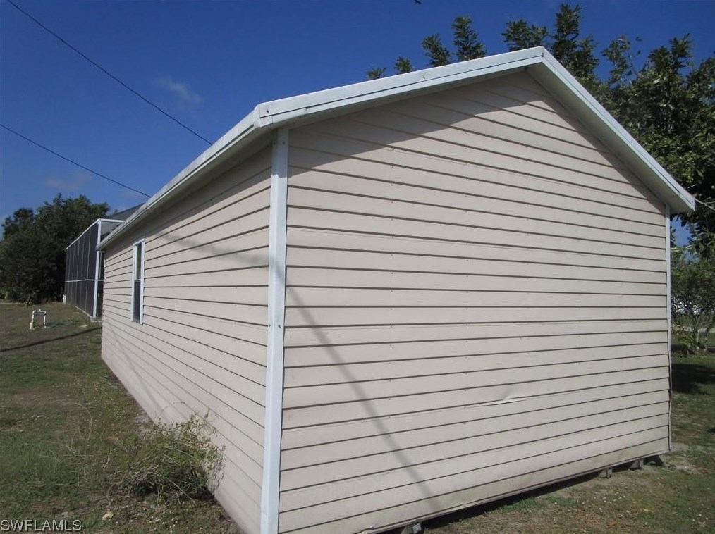 1902 E 6th St, Lehigh Acres, FL 33936