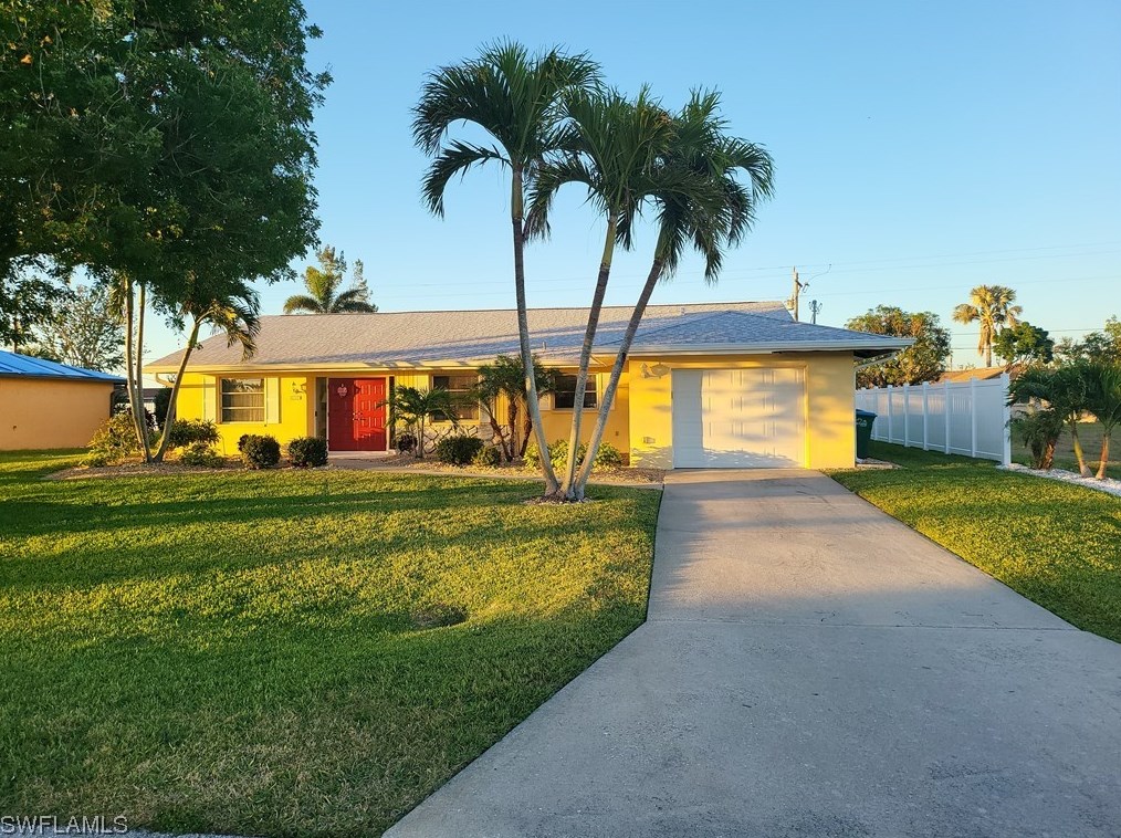 1217 Nw 26th St, Cape Coral, FL 33904