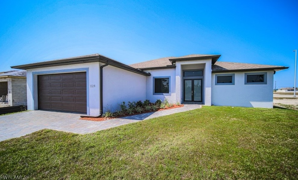1124 31st Pl, Cape Coral, FL 33993-6200