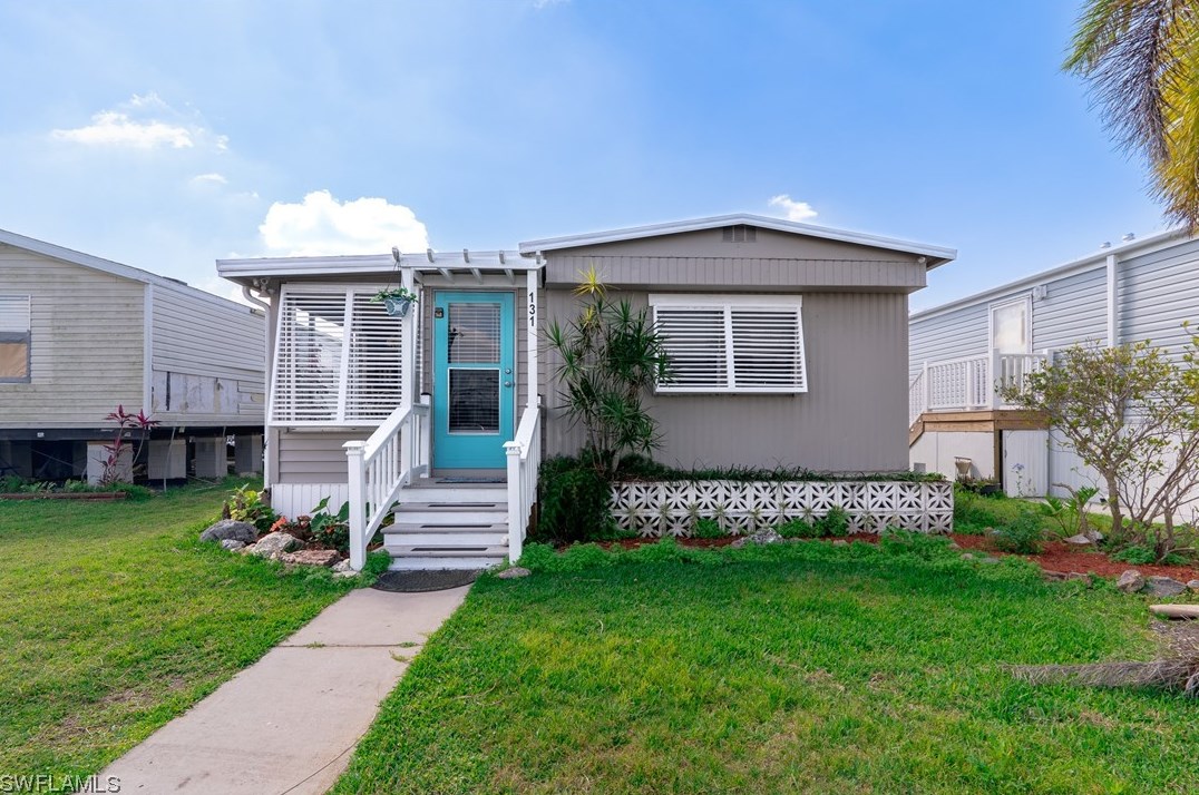 131 7th St, Punta Gorda, FL 33982