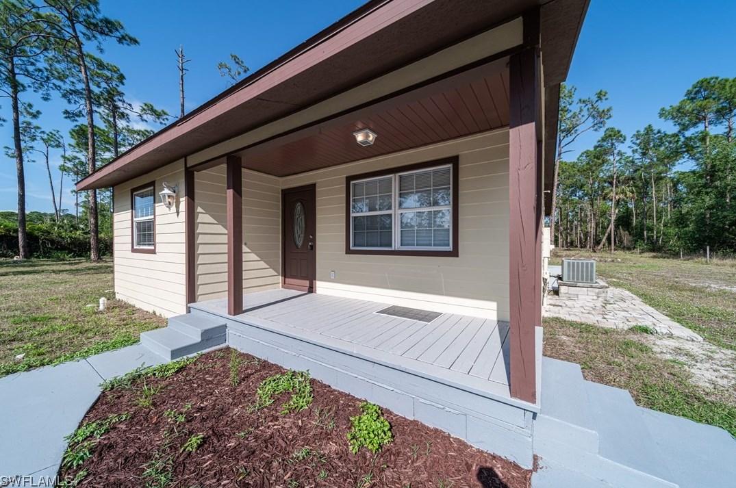 3631 12th Ave Ne, Naples, FL 34120