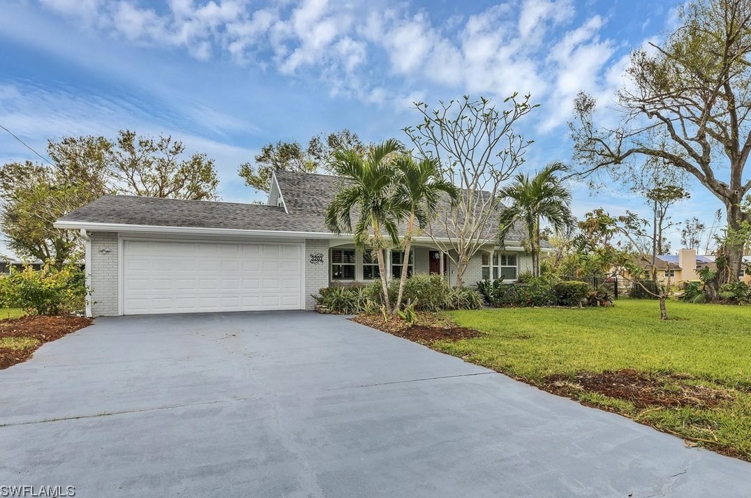3203 Shannon Dr, Punta Gorda, FL 33950-4360