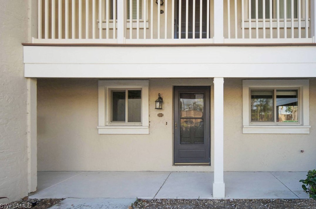 16620 Partridge Place Rd, Fort Myers, FL 33908-5096
