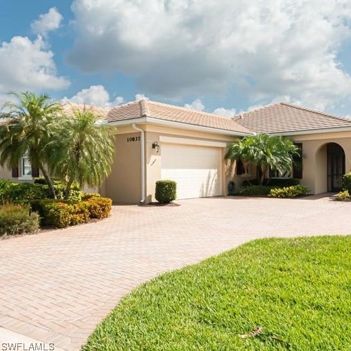 10837 Tiberio Dr, Fort Myers, FL 33913-7104