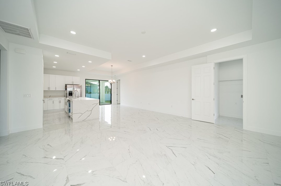 2260 Sw 4th St, Cape Coral, FL 33991