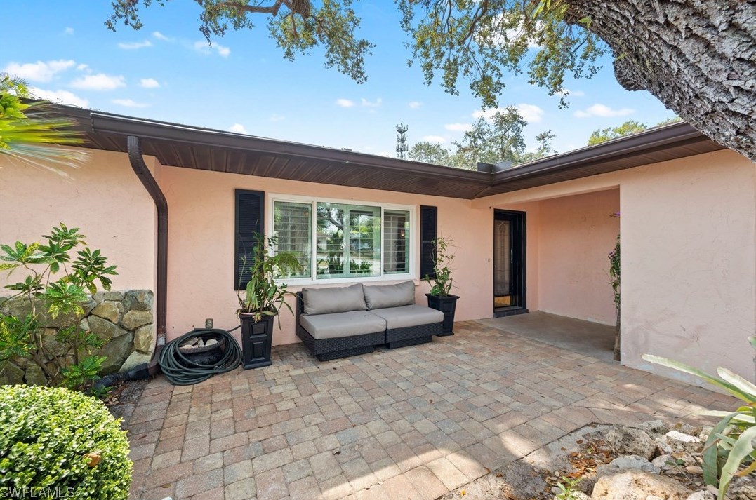 4712 Mi Casa Ct, Fort Myers, FL 33901-8820