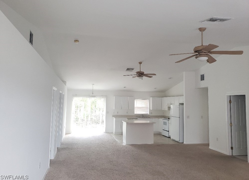 2204 Se 32nd St, Cape Coral, FL 33904