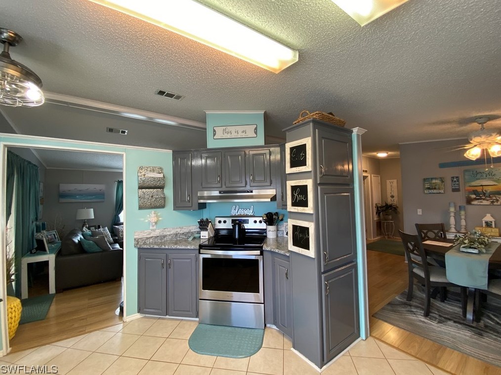 14513 Nathan Hale Ln, Fort Myers FL  33917-9041 exterior