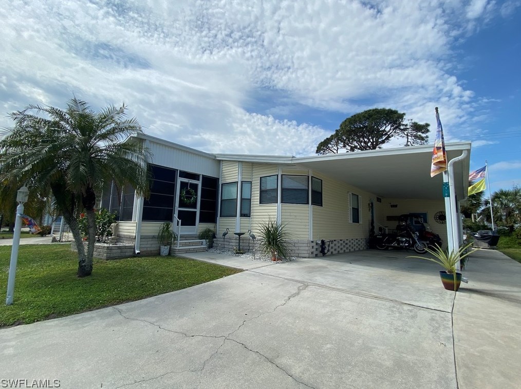 14513 Nathan Hale Ln, Fort Myers FL  33917-9041 exterior