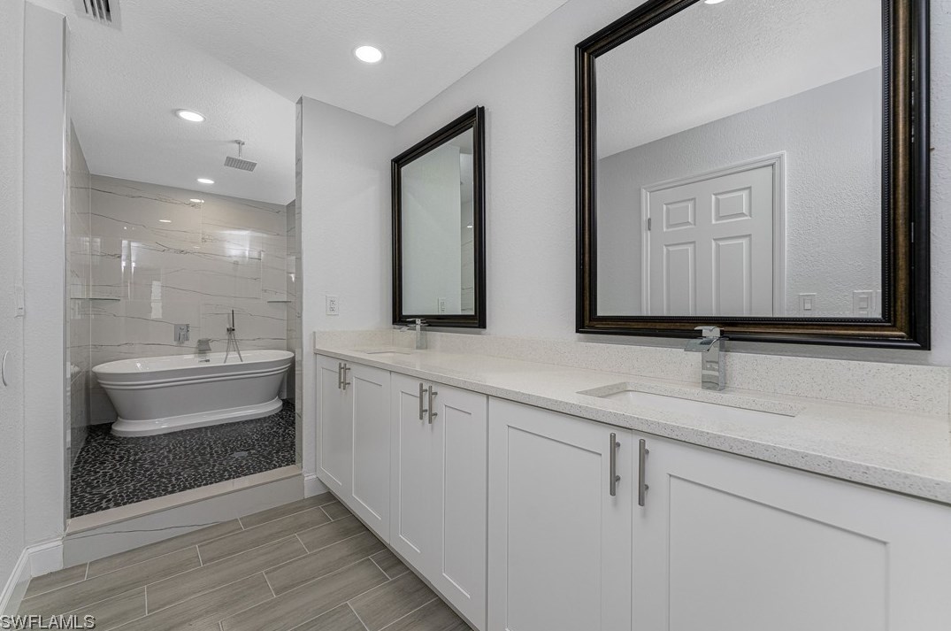 213 Mocha Ct, Punta Gorda FL  33983-5346 exterior