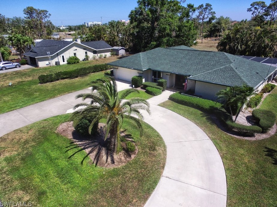6304 Morgan La Fee Ln, Fort Myers, FL 33912-1612