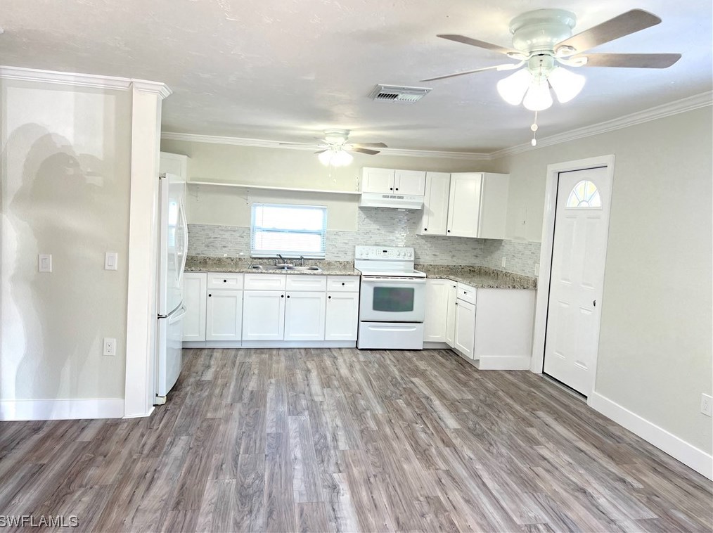 2902 Winona Dr, Fort Myers, FL 33917-1848