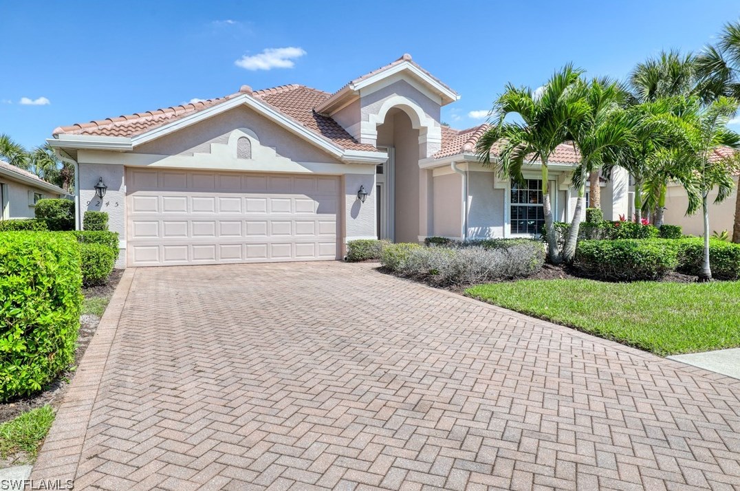 9245 Independence Way, Fort Myers, FL 33913-7076