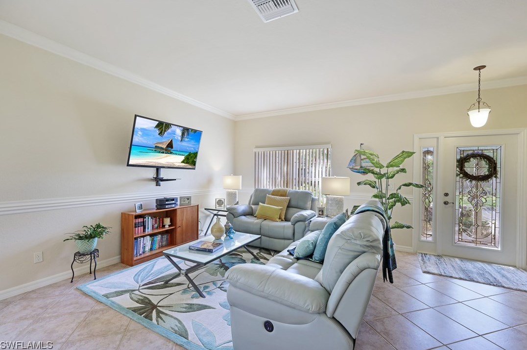 13500 Little Gem Cir, Fort Myers, FL 33913-7927