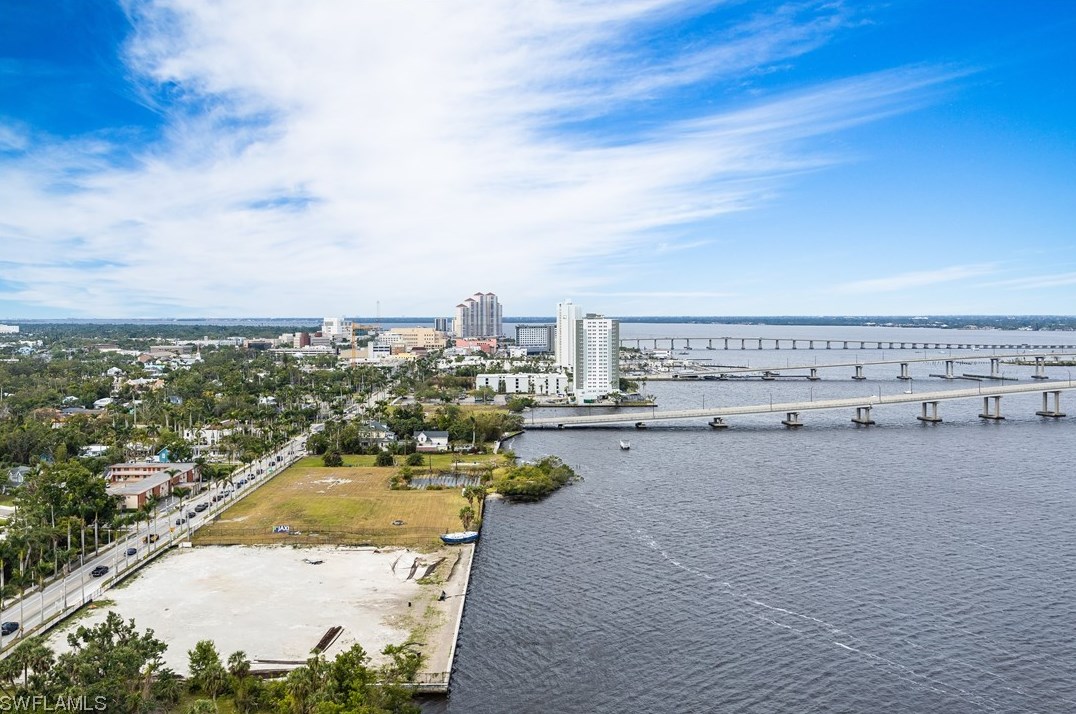 2743 1st St #2003, Fort Myers, FL 33916