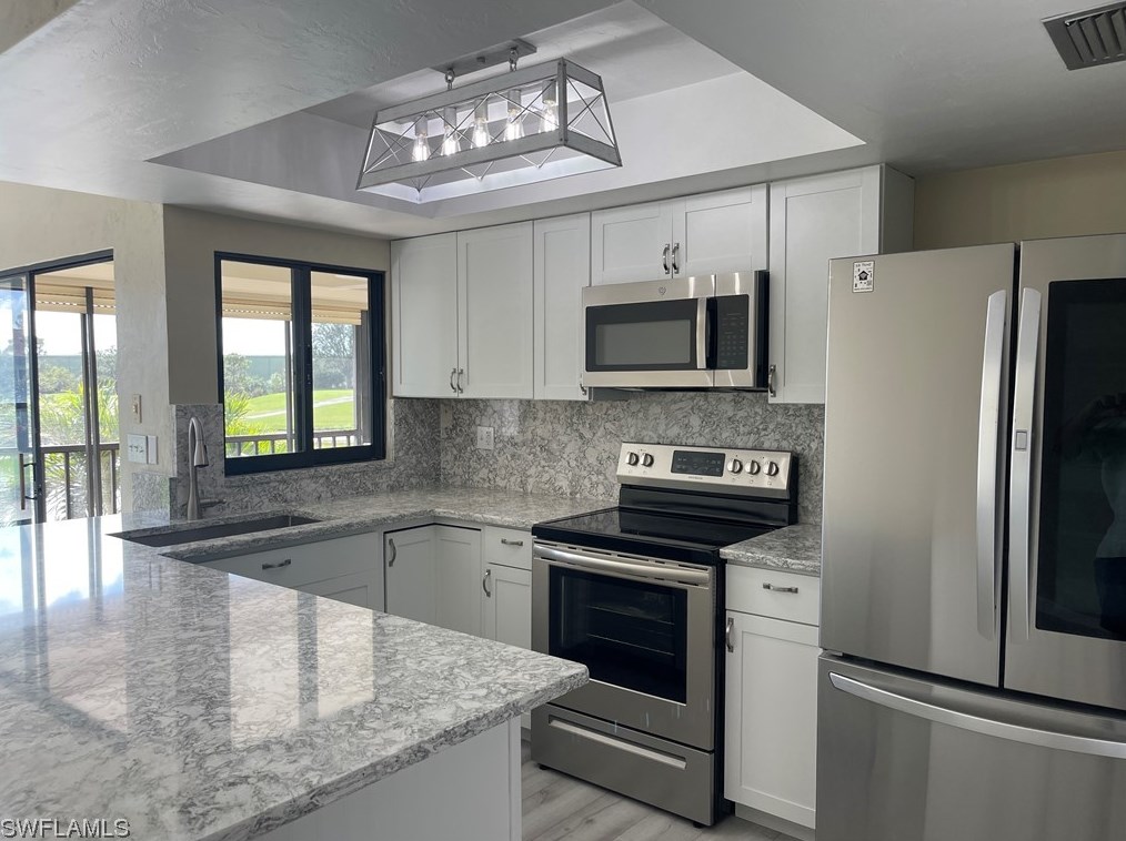 5550 Trailwinds Dr #624, Fort Myers, FL 33907