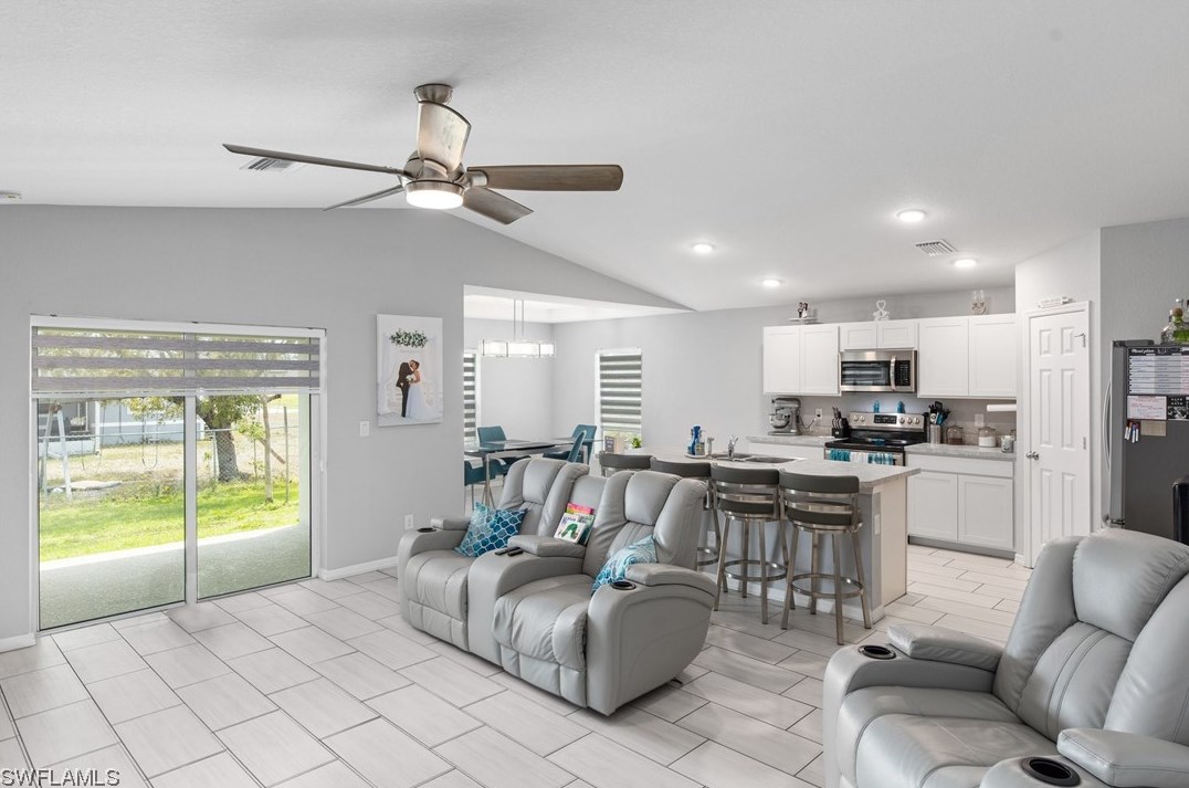 2123 Ne 6th Ave, Cape Coral, FL 33909
