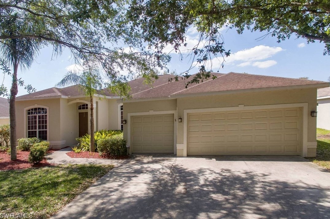 9291 Pittsburgh Blvd, Fort Myers, FL 33967-7210