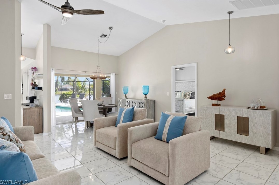 10862 Longshore Way W, Naples, FL 34119