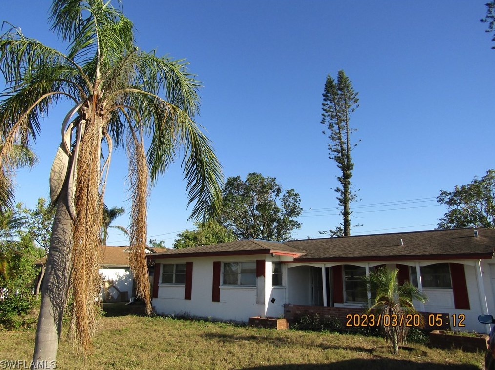 1318 26th St, Cape Coral, FL 33904-5715